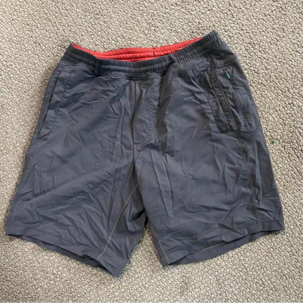 Birddogs Khaki Shorts • Size M